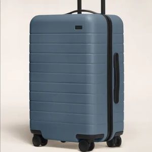 Away The Bigger Carry On in Coast